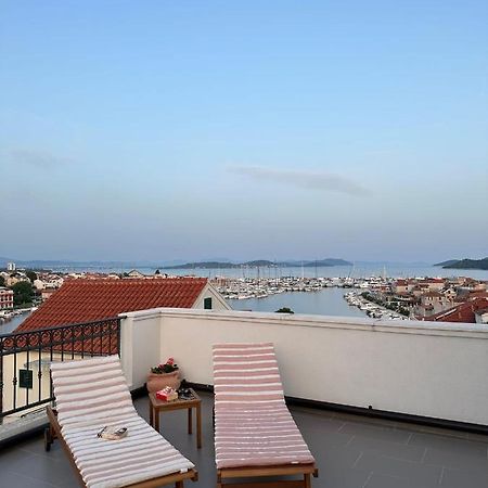 Apartman Lusy ตรีบูนย์ ภายนอก รูปภาพ