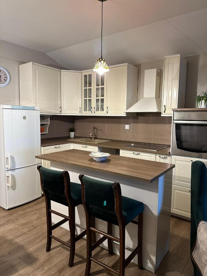 Apartman Lusy ตรีบูนย์ ภายนอก รูปภาพ