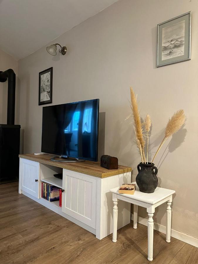 Apartman Lusy ตรีบูนย์ ภายนอก รูปภาพ